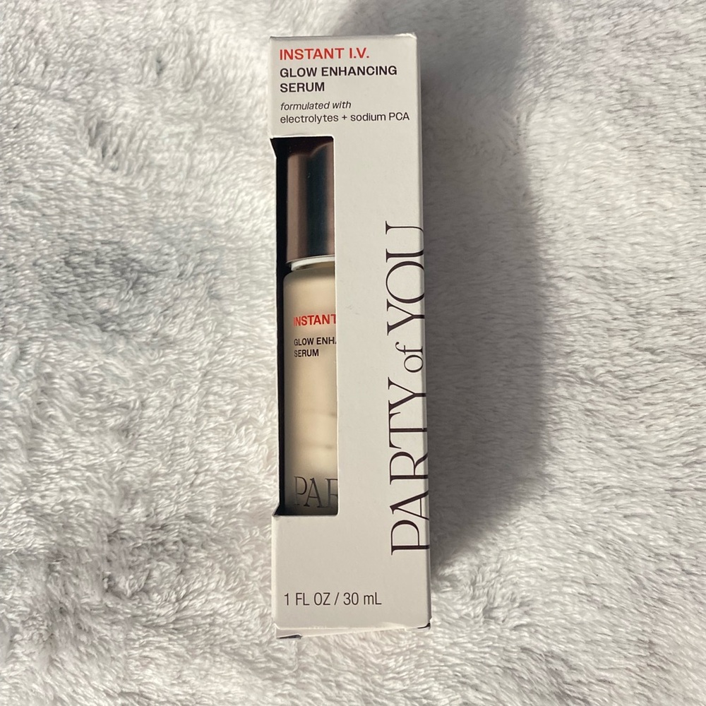 Party of you glow serum